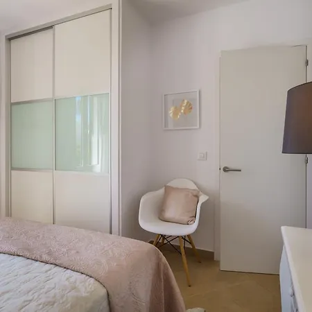 Apartamento Dúplex Cala Blanca